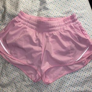 Hotty Hot Lulu Lemon shorts!!